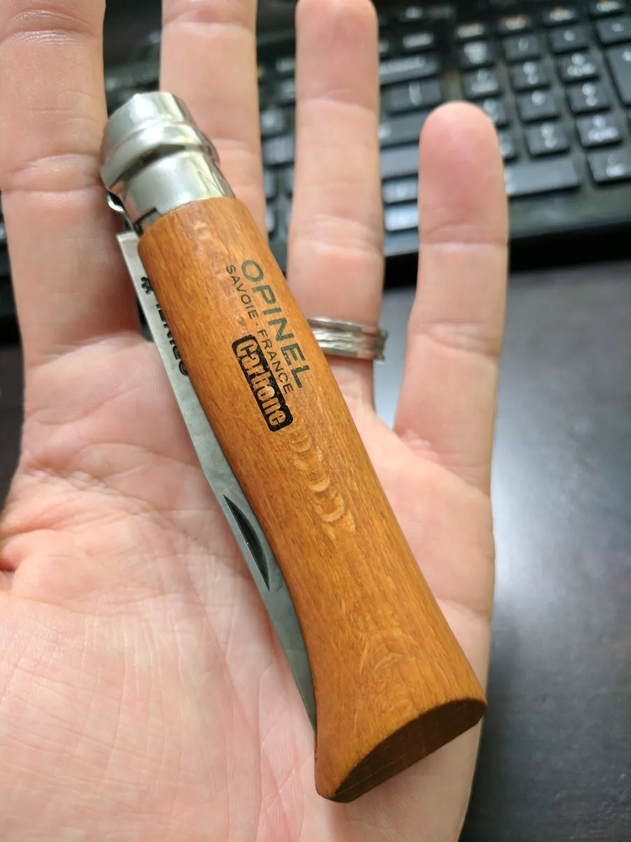 Opinel No.8 handle before oil sealing treatment